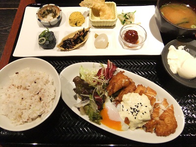 市場小路　チキン南蛮のおばんざいプレート