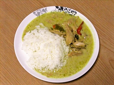 ツナとタイカレー