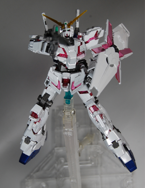 HG ユニコーンガンダム(デストロイモード) チタニウムフィニッシュver HG ユニコーンガンダム(デストロイモード) チタニウムフィニッシュver
