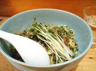 辣椒漢の正宗坦々麺