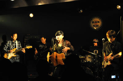 live 1