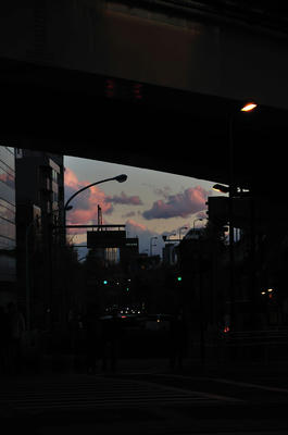空３