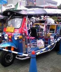 tuktuk.jpg