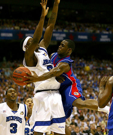 0408ncaa4.jpg
