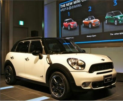 MINI クロスオーバー 日本発表