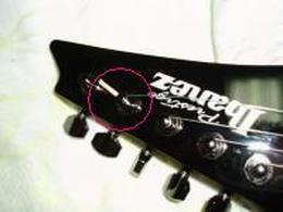 9.24guitar07.jpg