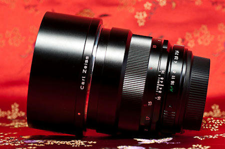 Carl Zeiss Planar T*　1.4/85 ZK