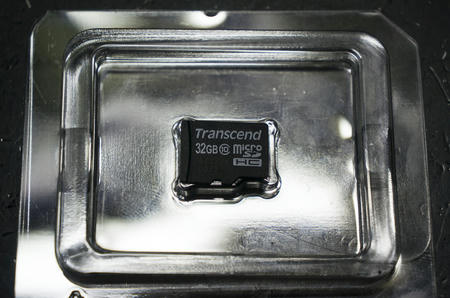 DR400G-HD用の新しいmicroSDHCカード
