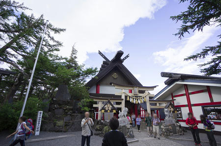 Lei Liteをひっさげて、富士山小御岳神社へ行ってきた