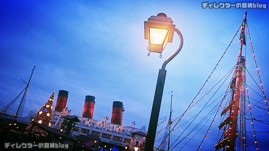 °○°東京ディズニーシー クリスマス・ウィッシュ2016 夕暮れのちょっぴり幻想的な夜の風景 [写真5+1枚]