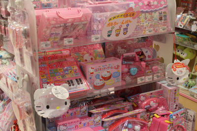 キャラクター玩具