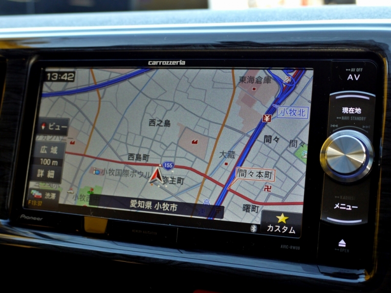 ナビパッケージ装着　ハイエース　新車