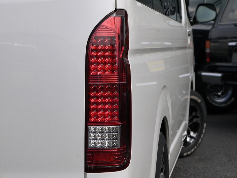 ハイエース３型　ワゴンＧＬ　中古コンプリート　外装カスタム