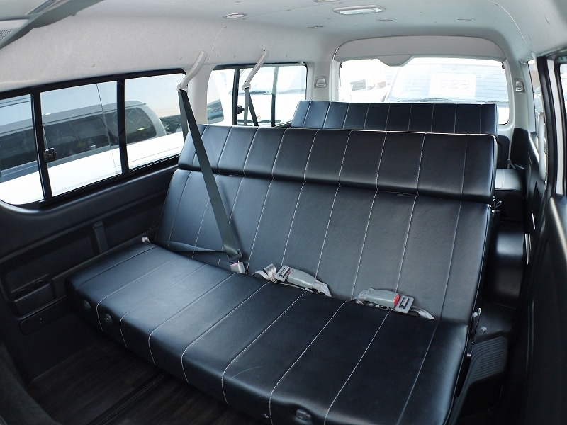 レボシート　内装カスタム　フルフラット　ライトキャンピングカー