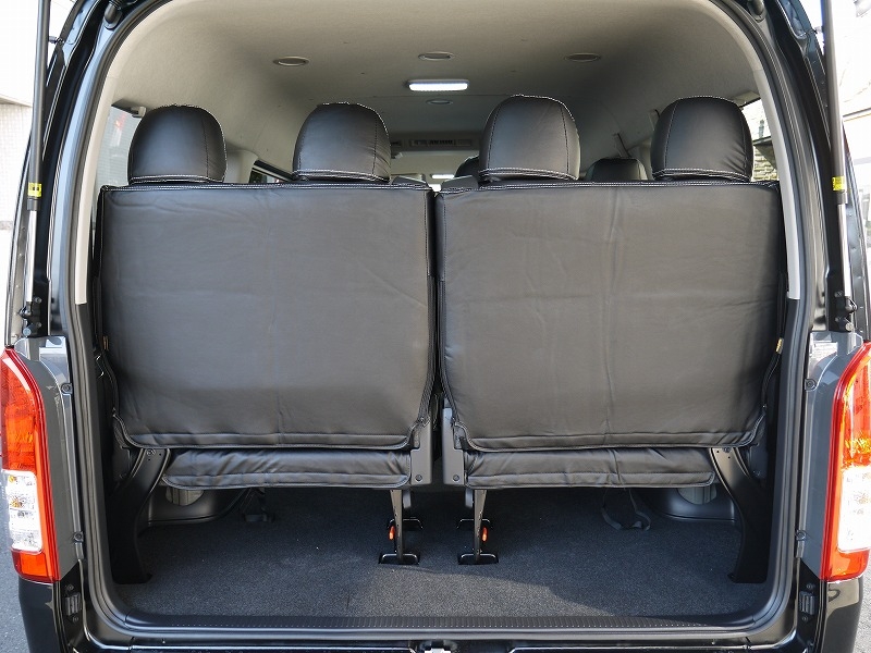 ハイエースワゴン　内装　シートカバー