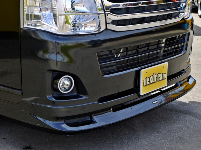 ３型ハイエース　モデリスタリップ