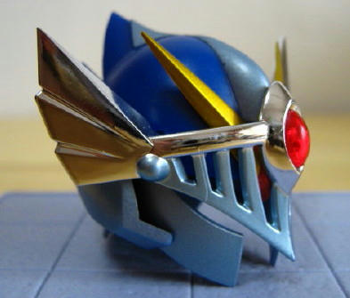 三種の神器の兜