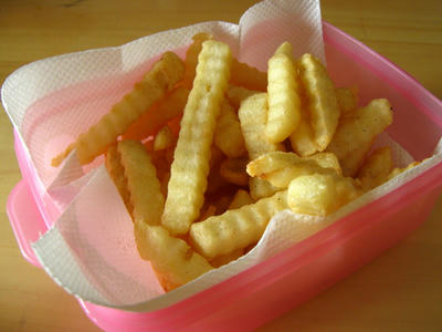 フライドポテト（冷凍）