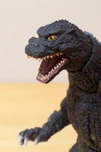 s.h.monsterartsゴジラ