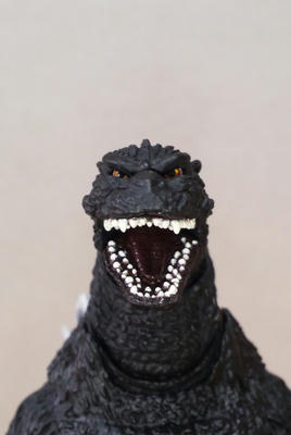 s.h.monsterartsゴジラ