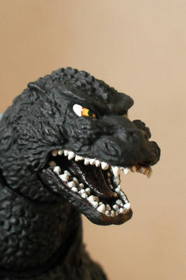 s.h.monsterartsゴジラ