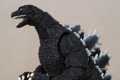 s.h.monsterartsゴジラ
