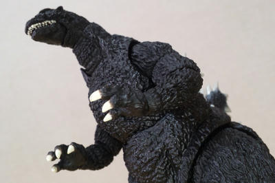 s.h.monsterartsゴジラ