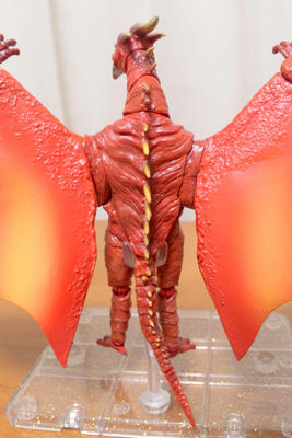 S.H.MonsterArts【ファイヤーラドン】