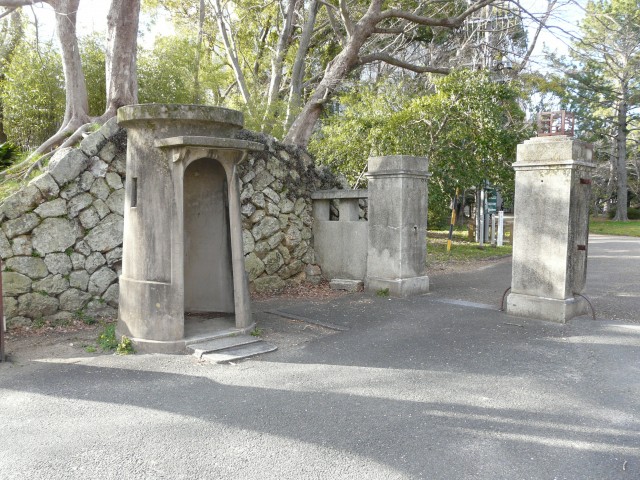 歩兵第十八聯隊営門・哨舎