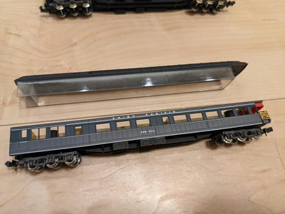 rivarossi]ユニオンパシフィック鉄道 ヘビーウェイト客車ツートン