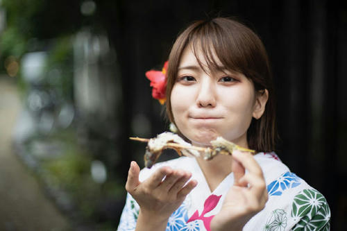 天竜川で遊んだら帰りはラブホJDだよね