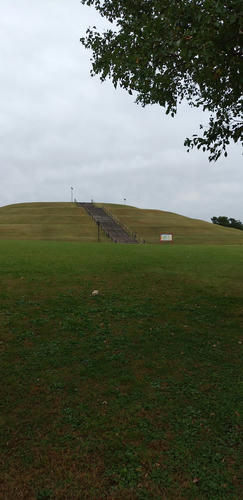 浜松まつりの凧会館を見たら、すぐにラブホテルJDがあるよ
