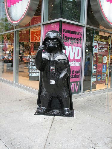 4toshin-darth-vader.jpg