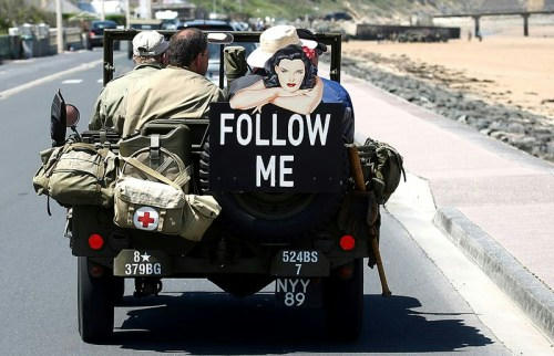 Follow-me.jpg