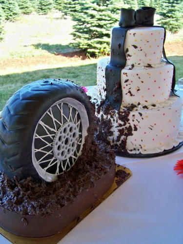 a-rally-drivers-celemony-cake.jpg