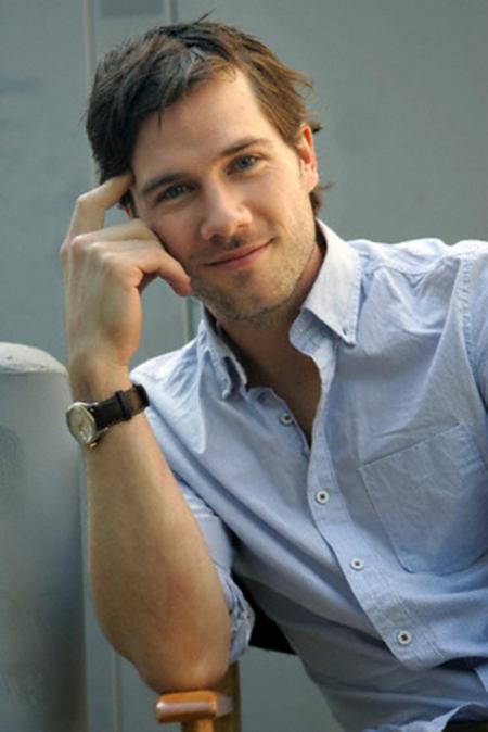 Luke_MacFarlane