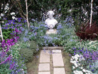 07.1025.garden3.jpg