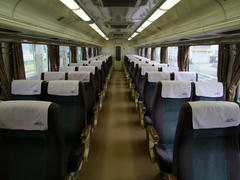 福知山地区を走る特急列車の車内は、大体こんな感じです