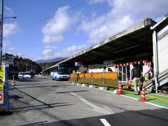 当駅からは、草津温泉等へのバスへ連絡