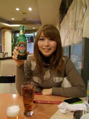 海野さんの持ってるビールは、自分（竹内）のです