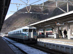 今後運用される、２両編成の１１５系電車