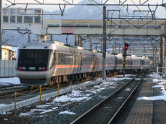 ＪＲ東海からの乗り入れ列車、特急『しなの』号