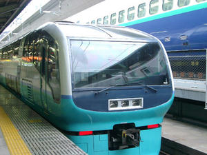 スーパーびゅう踊り子号