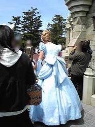 シンデレラの後姿