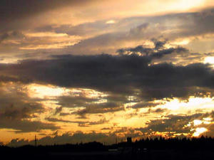 雨上がりの夕焼け