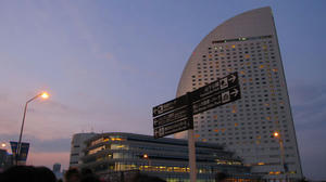 パシフィコ横浜方面夕焼け