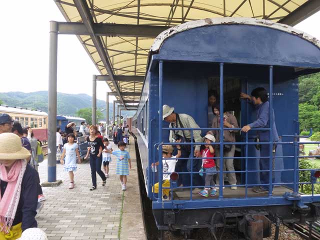 片上鉄道保存会 H/P より 引用
