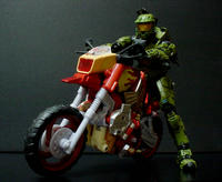 マスターチーフは付属しておりません