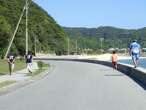 真冬沖縄那覇貸切オススメ離島久米島平安座島ダイビング無人島に行ける変わったツアー