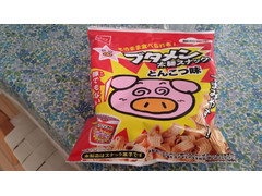 おやつカンパニー ブタメン 太麺スナック とんこつ味